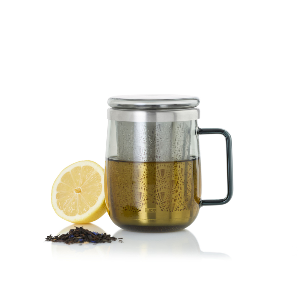 Yuna tea glass with tea infuser